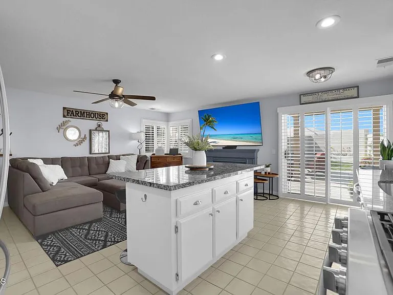 885 Oakland Hills Dr — Photo 24