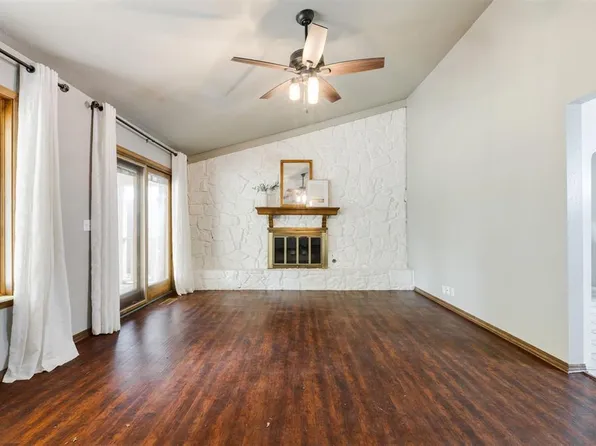 320 Elwood Dr, Edmond, OK 73013