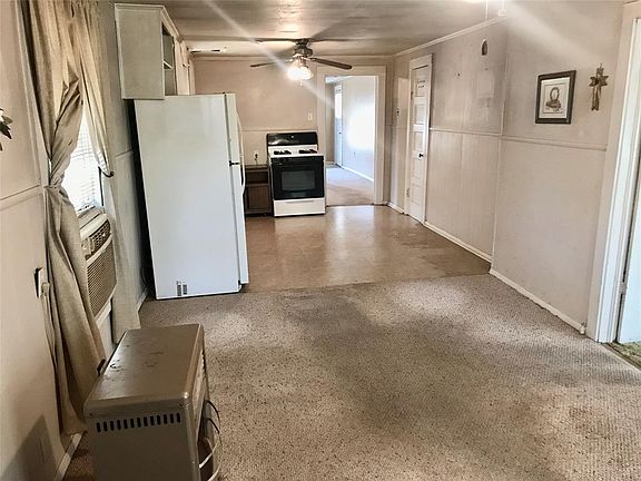 5th image of 2401 N 3rd St