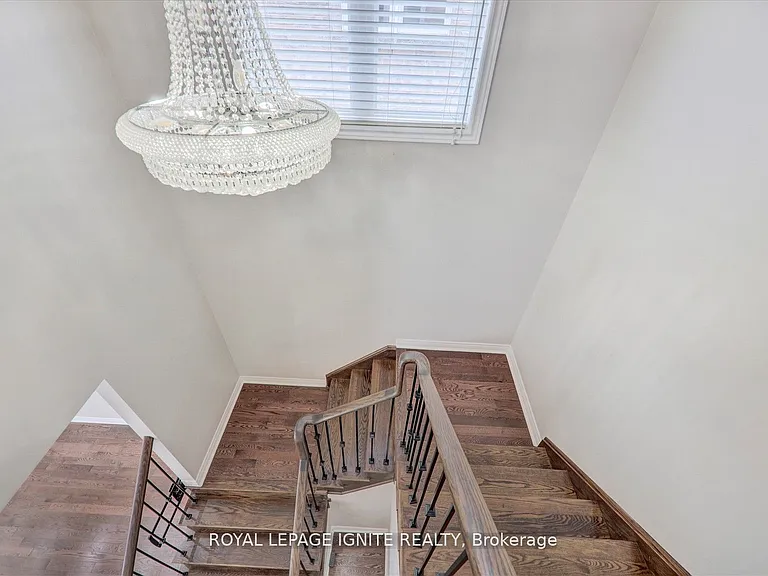 102 Garrardview St — Photo 15