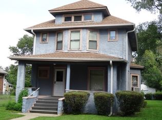 726 S Elm Ave, Kankakee, IL 60901