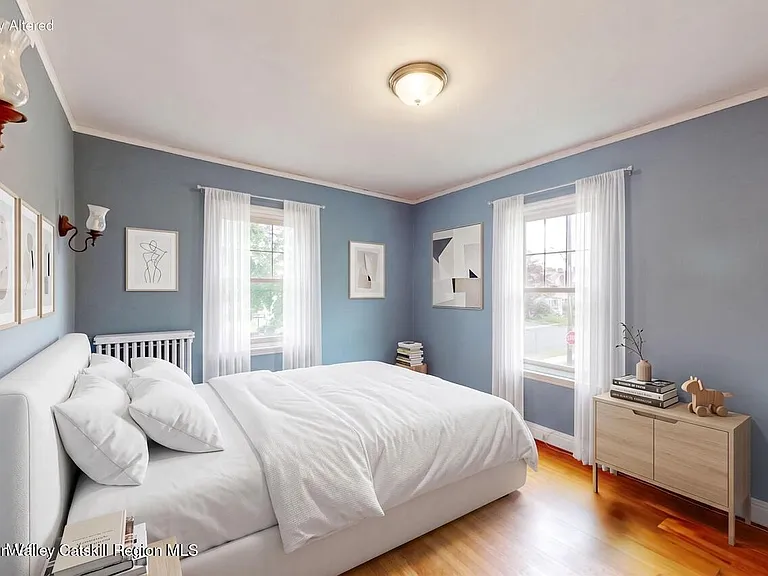 24 W Erie St — Photo 2