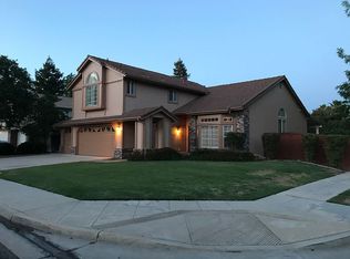 1011 N Homsy Ave, Clovis, CA 93611