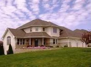 185 Bunker Cir, Dike, IA 50624