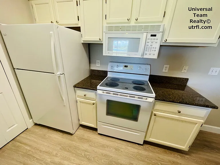 11480 Villa Grand #121 — Photo 3