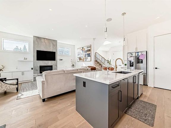 4th image of 166 W 69th St SW