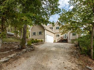 4902 Skyway Dr, Cedar Hill, MO 63016