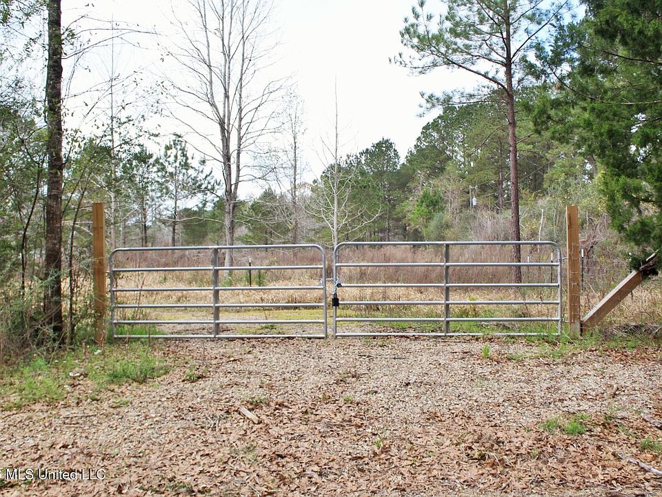 1st image of 463AC White Rd