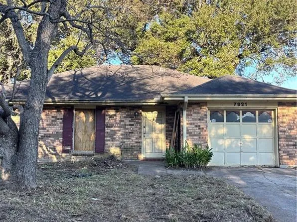 7921 Branch Dr, New Orleans, LA 70128