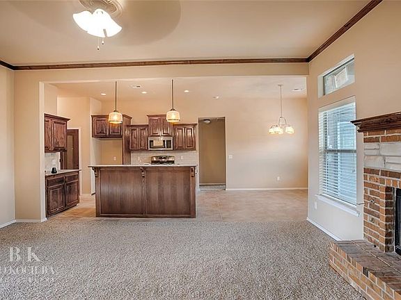 4th image of 540 N Buckhorn Way