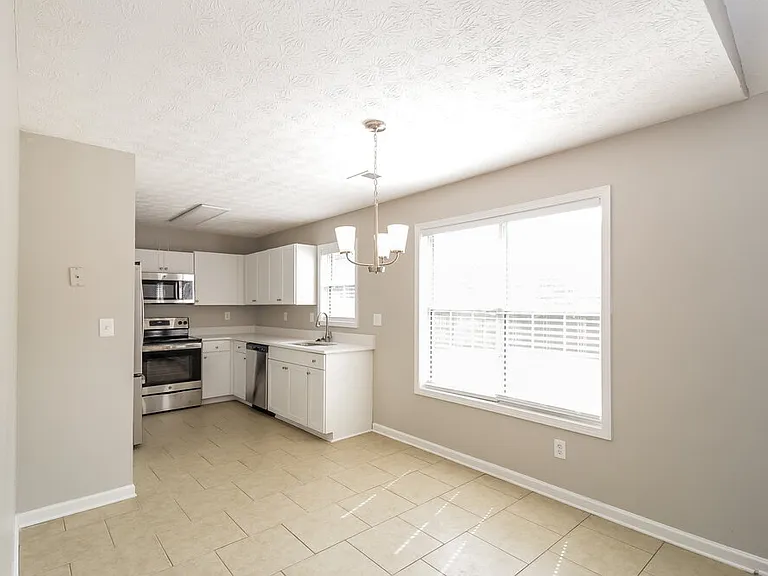88 Ann Cir SE — Photo 7