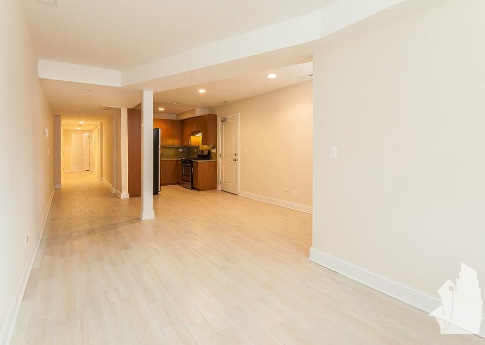1st image of 3711 N Wilton Ave #3709-2