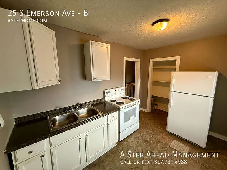 25 S Emerson Ave #B — Photo 3