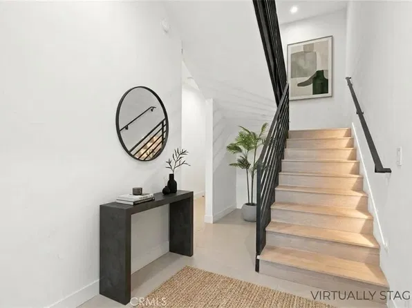5626 Murray Ln, Los Angeles, CA 90016