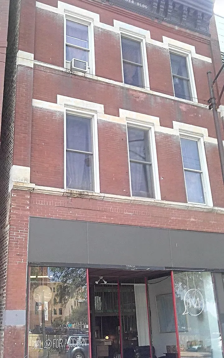 2 bed, 950 sqft, $2,400 — Photo 1