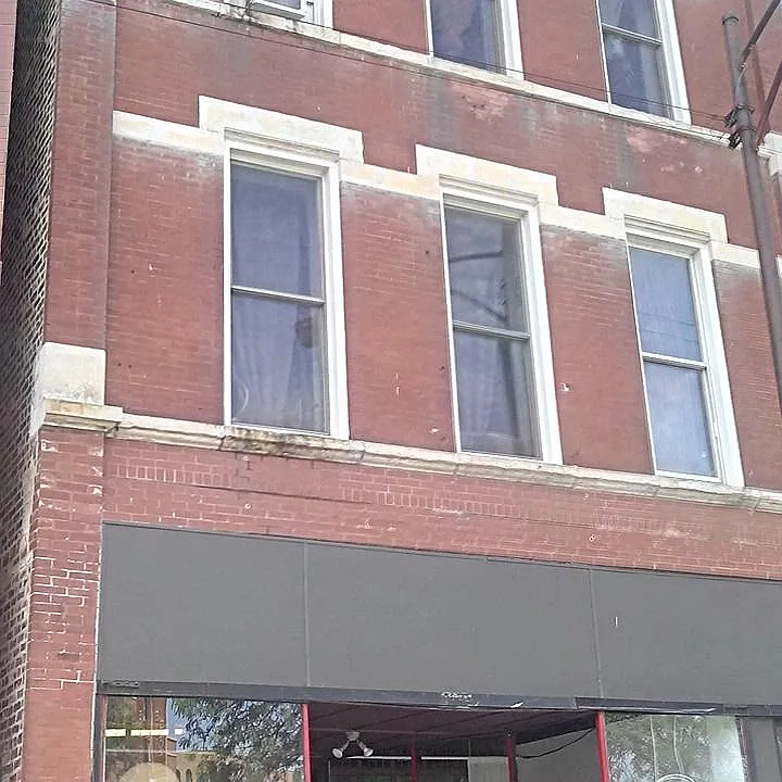 1136 N Milwaukee Ave #3F