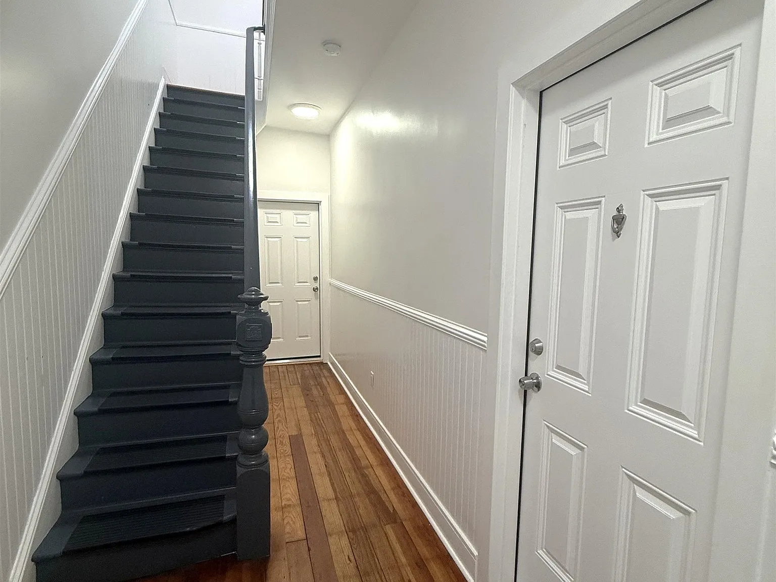 228 Bowers St — Photo 2