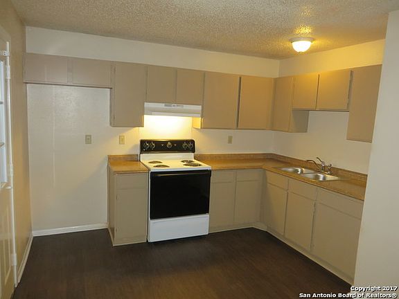 4th image of 6714 Pleasant Oak Dr