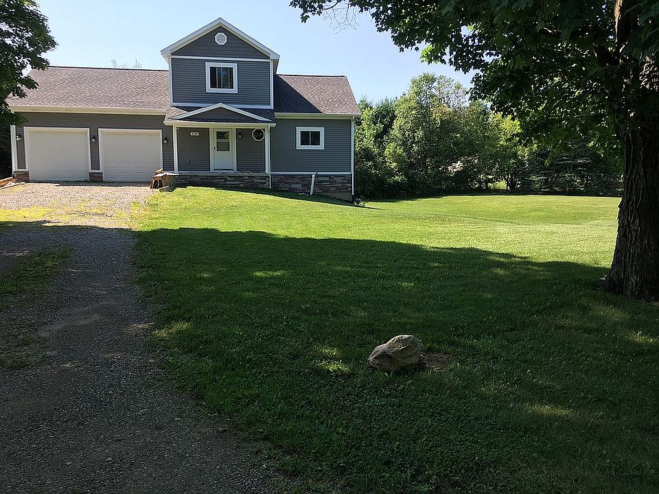 Front & yard on west side