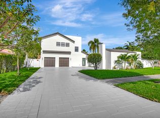 237 NW 7th St, Boca Raton, FL 33432