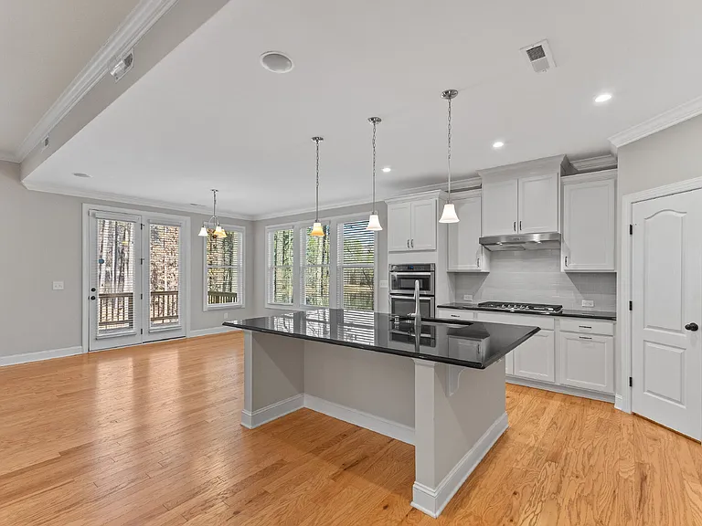 3828 Hickory Manor Dr — Photo 13
