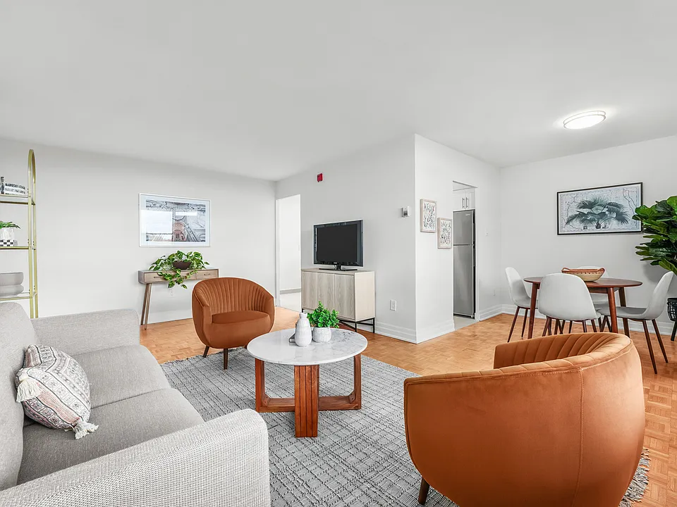 53 Warrender Ave #1 BD