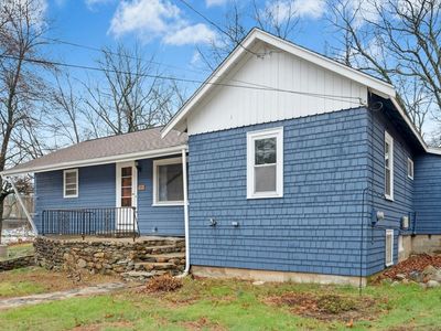 229 S Main St, Hopedale, MA, 01747
