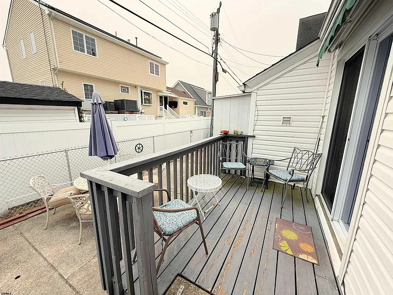 223 N Wyoming Ave #2027 — Photo 22
