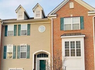 13 Roosevelt Ave, Carteret, NJ 07008