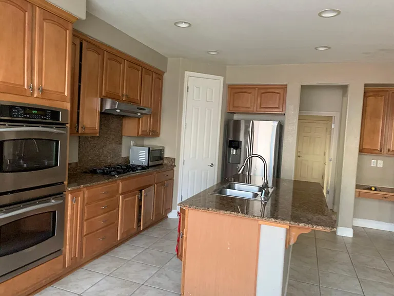 1716 Woodhaven Cir — Photo 6