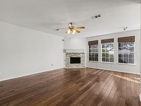 4th image of 2109 Glen Manor Rd