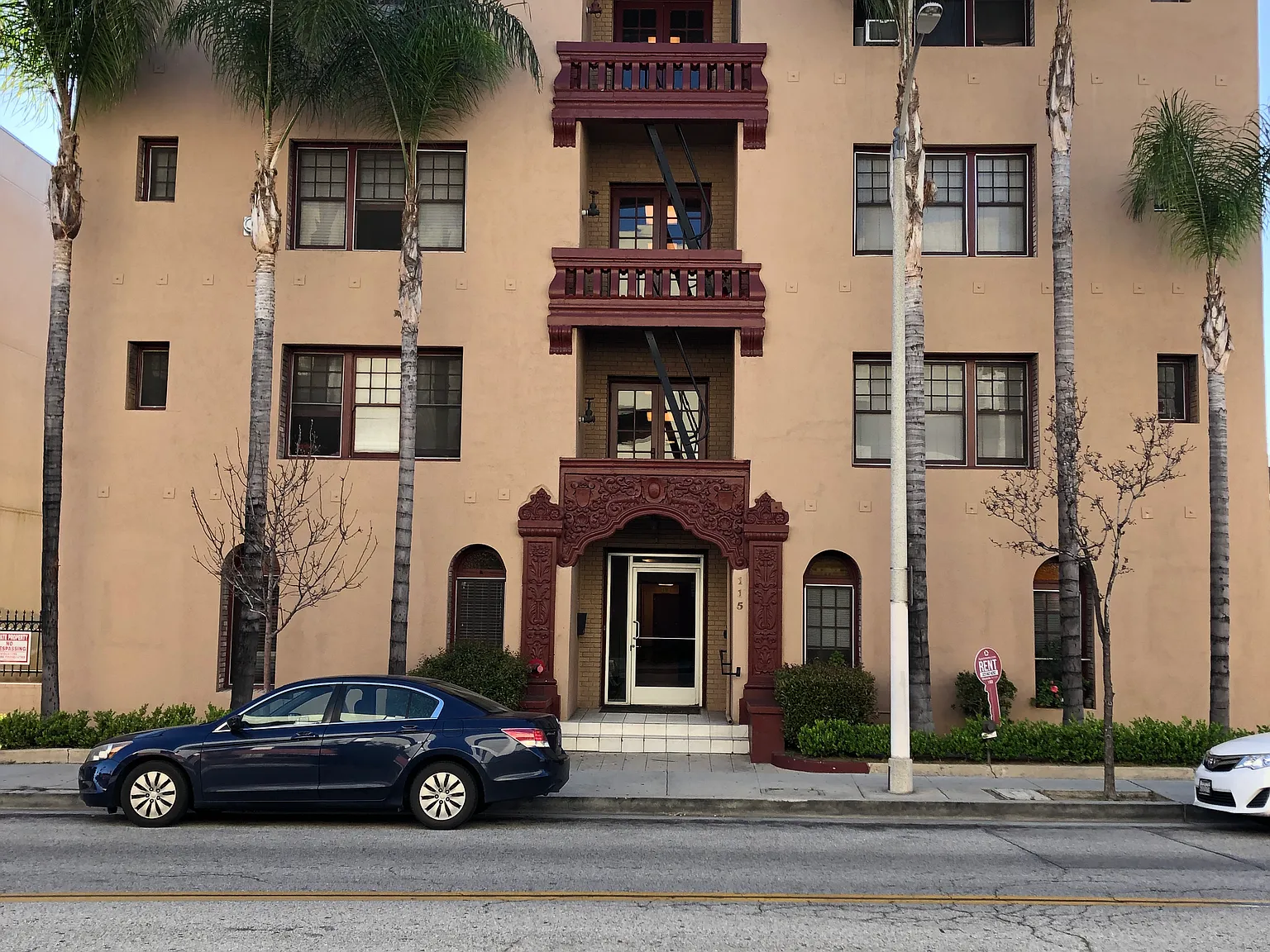 115 N. JACKSON ST — Photo 1