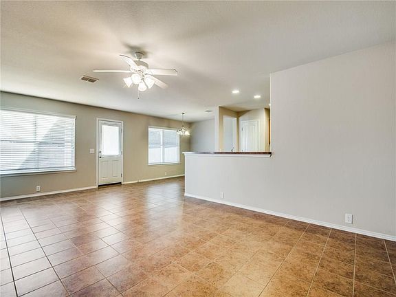 4th image of 15820 Coyote Hill Dr