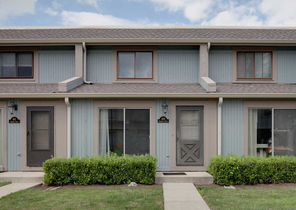 1st image of 669 Cardinal Ct #669
