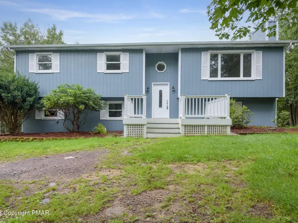 1626 Glacier Dr, Blakeslee, PA 18610