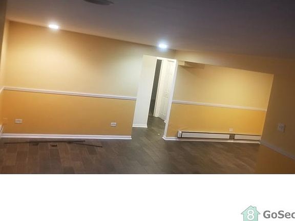 3rd image of 11011 S Vernon Ave #1