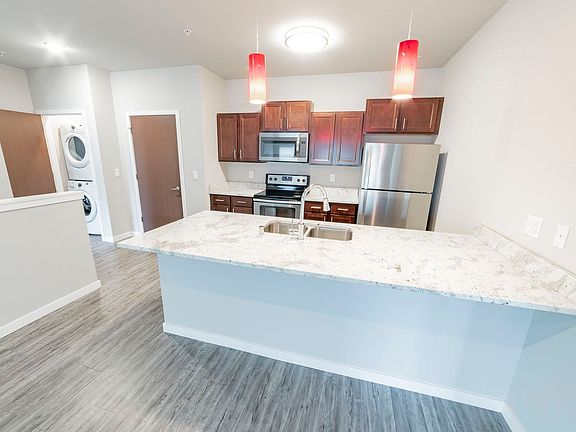3rd image of N63W23217 Main St #2B-2Ba-1182Sqft