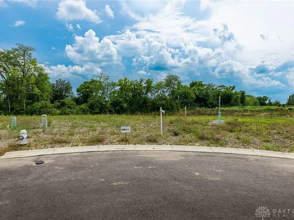 743 Lake Bluff Ct, Lebanon, OH 45036