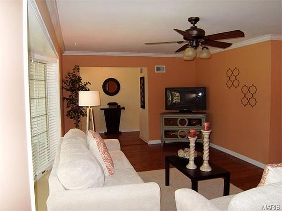 5th image of 9127 Saddlebrook Dr