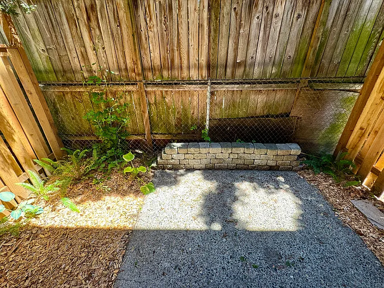 1824 SE Ash St #1824 — Photo 11