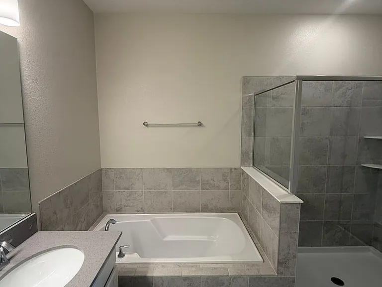 1206 Payne Stewart Dr — Photo 25