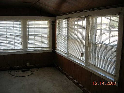 5th image of 2242 Foster Ave
