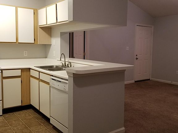 3rd image of 100 Tallokas Ct APT 426