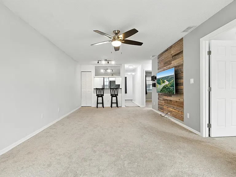 1735 Harrison St #231 — Photo 9