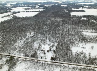 8945 Pomeroy Rd, Rockton, IL 61072