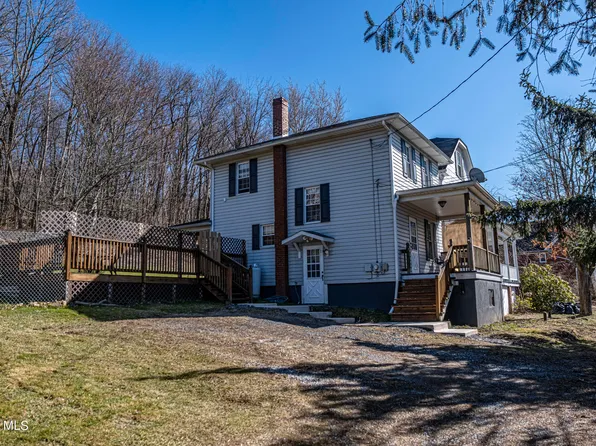 660 Bedford St, Claysburg, PA 16625