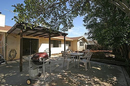 2nd image of 209 Teton Pl