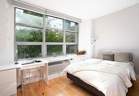 4th image of 509 48th Ave APT 2J