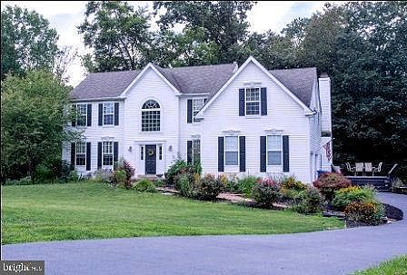 1st image of 3 Hollymead Ct