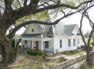 518 Kinson St, Granbury, TX 76048